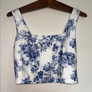 Gilli Blue and White Sleeveless Crop Tank Top